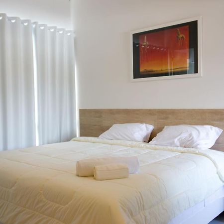 Pedreira Flat Hotel Esterno foto